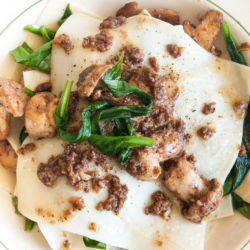 Spring Lasagne with Mushrooms and Wild Garlic – Wild mushrooms, sautéed with butter, caramelised garlic and cream, layered with handmade pasta and wilted wild garlic. Elegant vegetarian main course. By @deliciouscratch | deliciousfromscratch.com