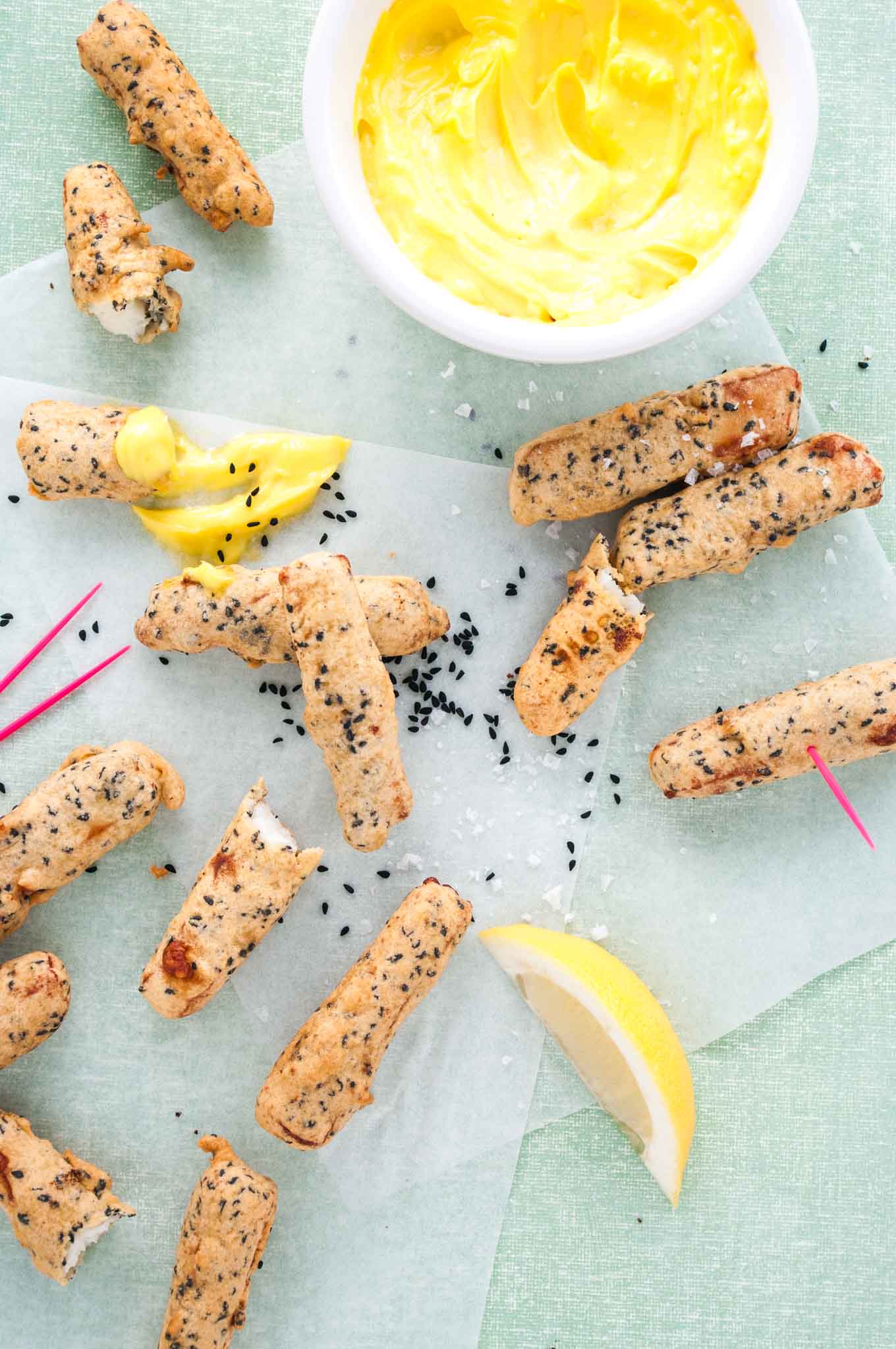 Halloumi fries with garlic mayonnaise • Delicious from scratch