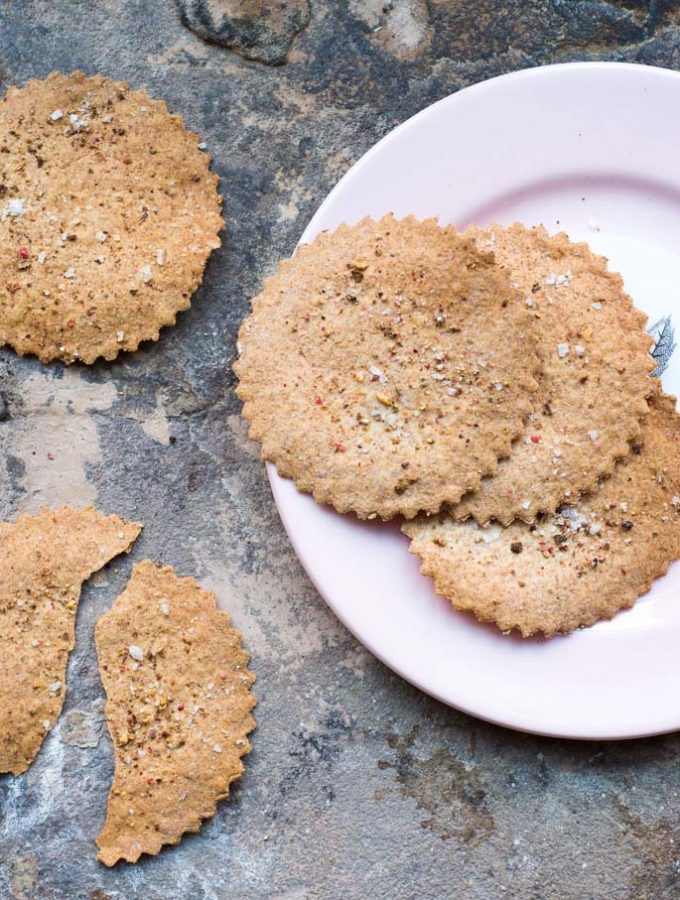 Sourdough crackers with whole grain spelt recipe (a healthy, super thin cracker recipe for cheese and dips) – Delicious from scratch
